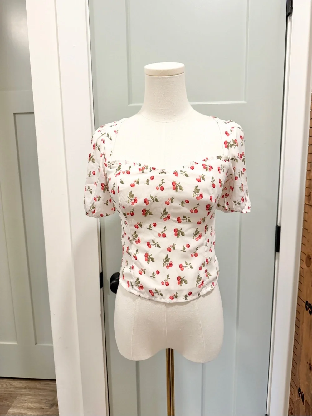 Abercrombie Cherries Tomato Girl Puff Sleeve Top Cottagecore XS